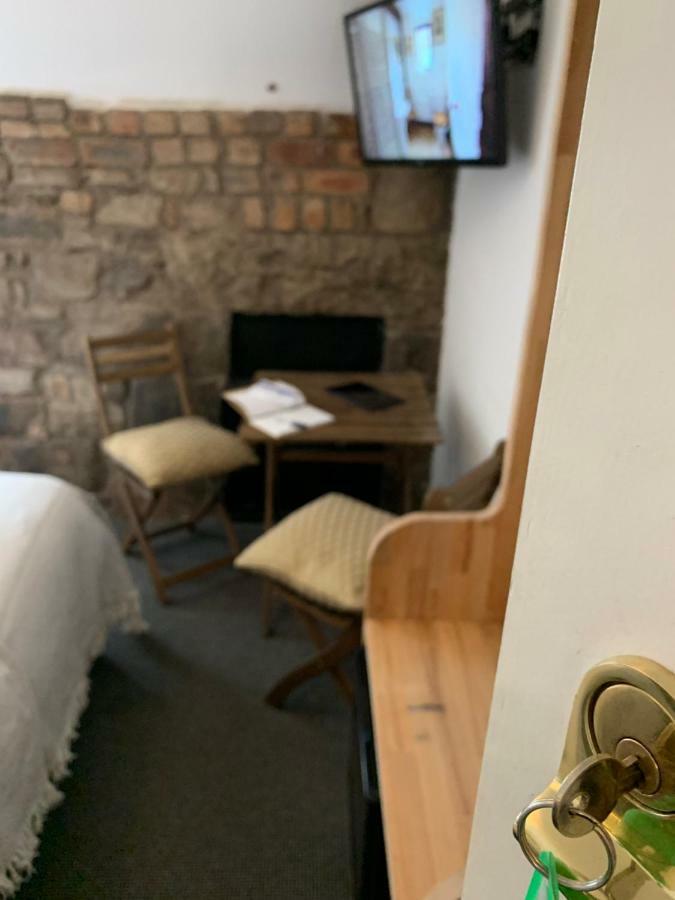 Royal Mile Balconies By The Castle 5* Edinburgh