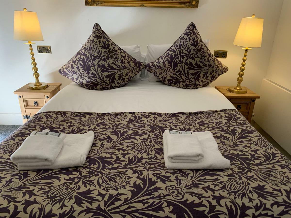 Royal Mile Balconies By The Castle Aparthotel 5*