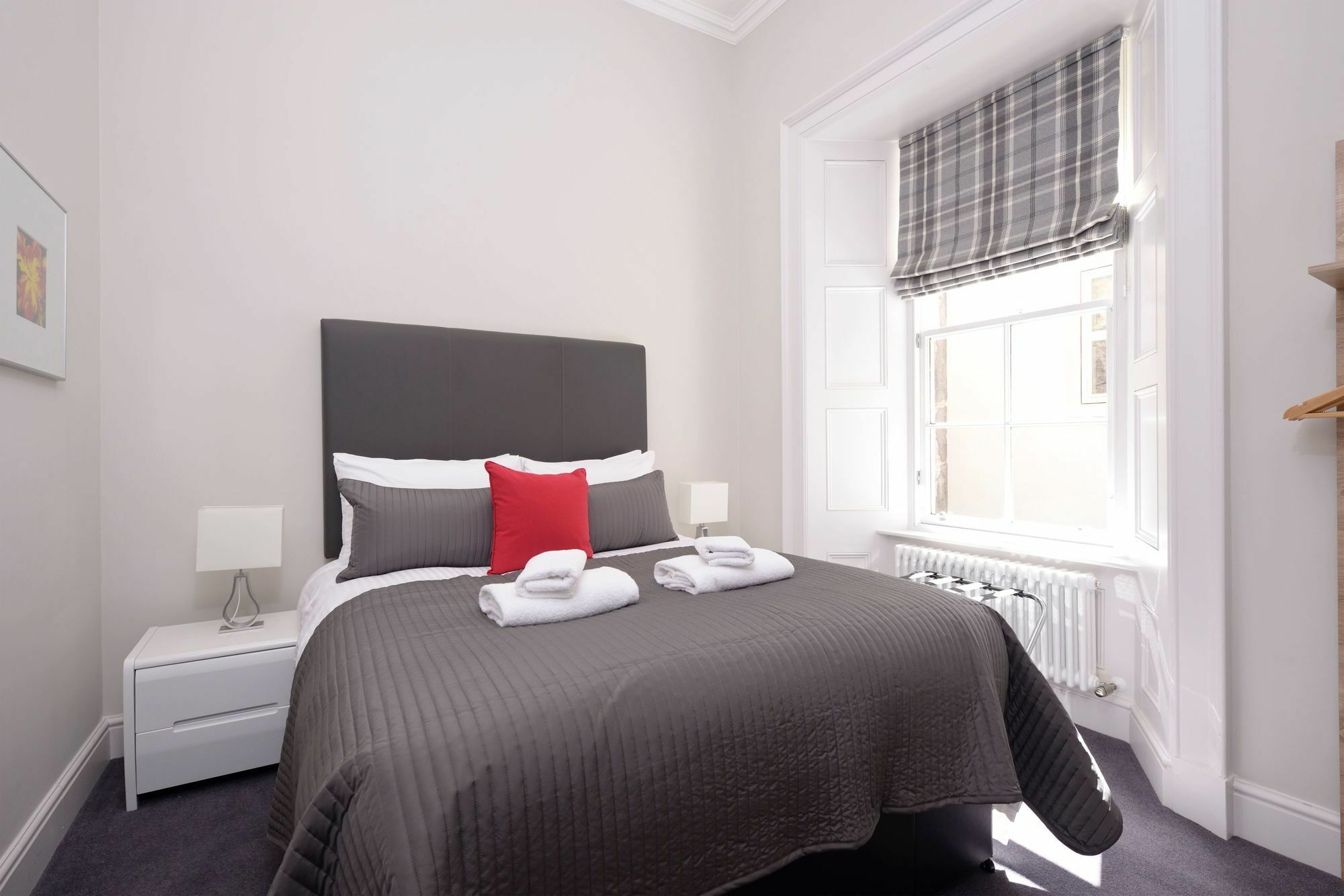 Destiny Scotland - Q-residence * Edinburgh