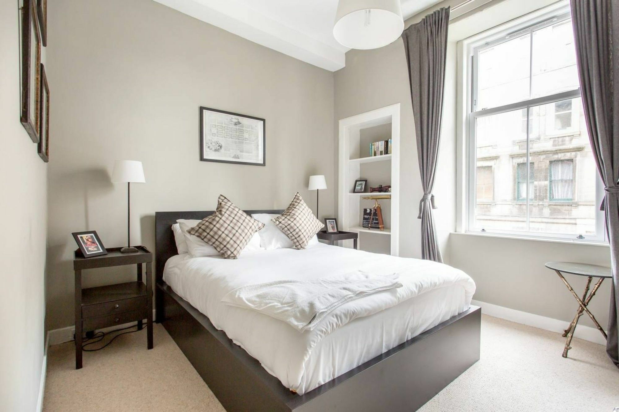 Apartment 1 Bedroom Flat In *