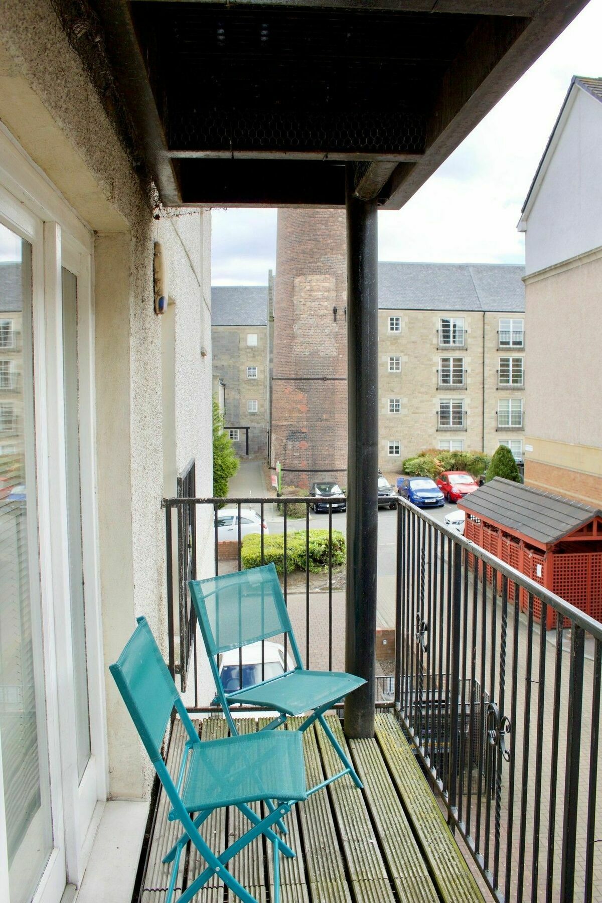 Beautiful 2 Bedroom Flat In Converted Distillery * Edinburgh