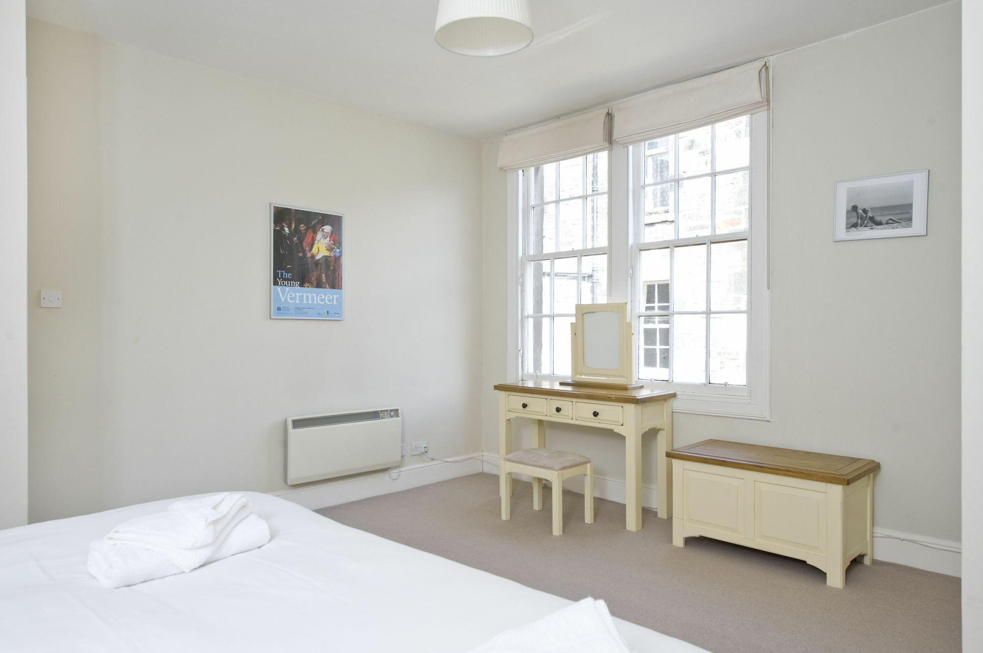 Destiny Scotland - Rose Street * Edinburgh