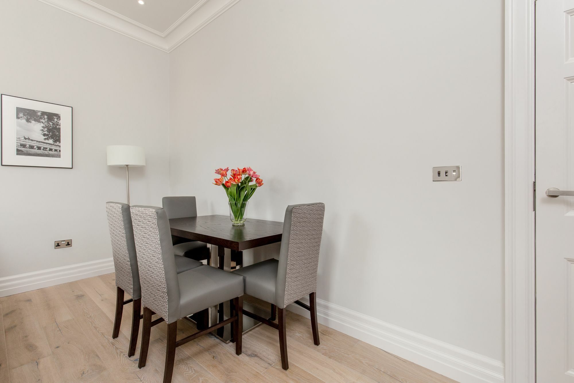 Apartment Destiny Scotland - Chisholm Hunter Edinburgh
