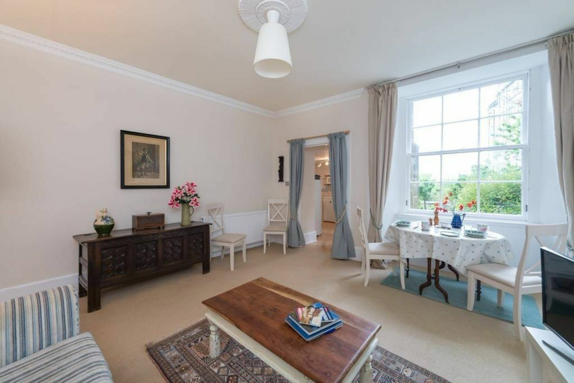 1 Bedroom In New Town Edinburgh