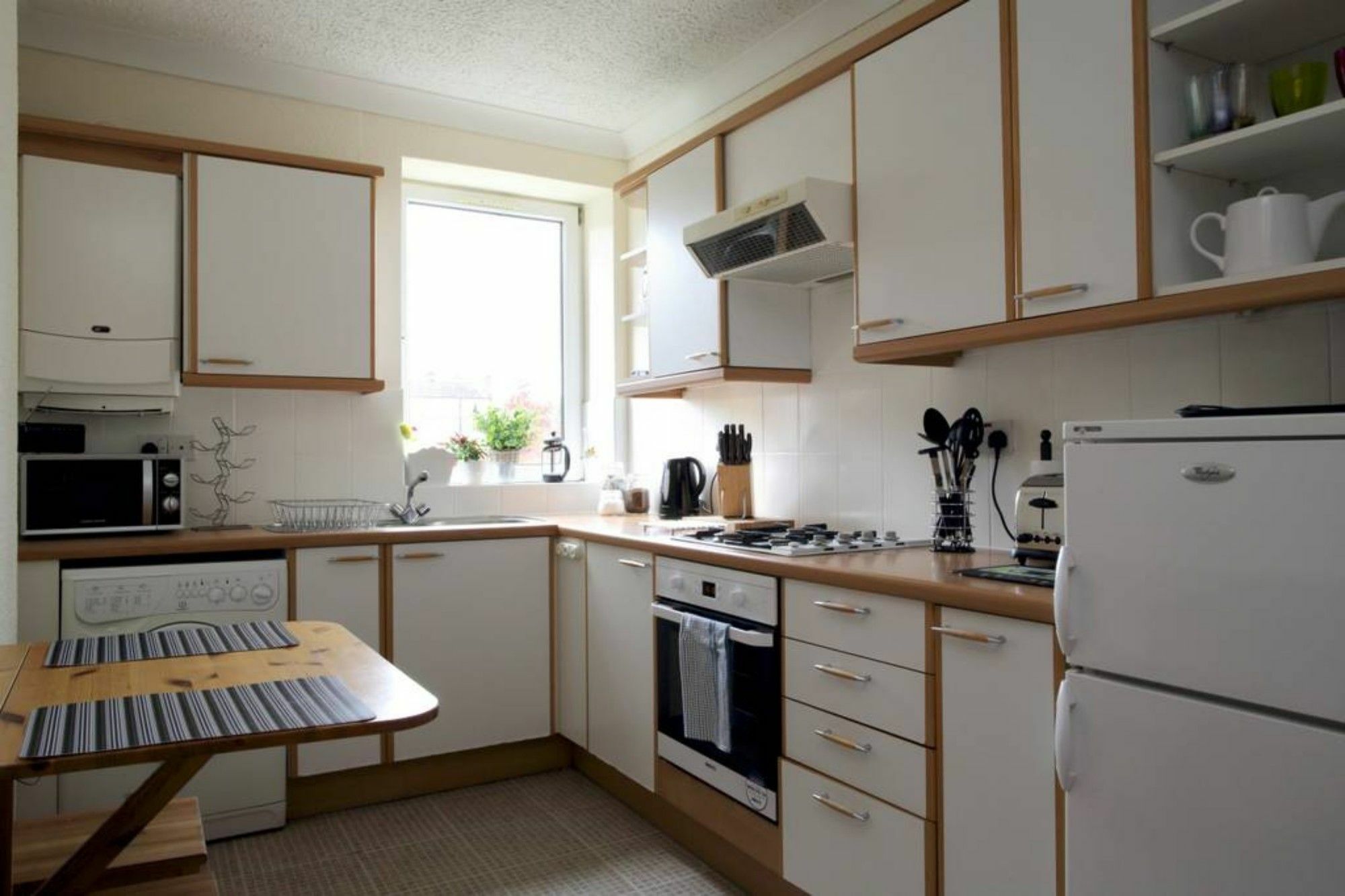 Apartment 1 Bedroom Flat 15 Minutes From Centre Sleeps 2