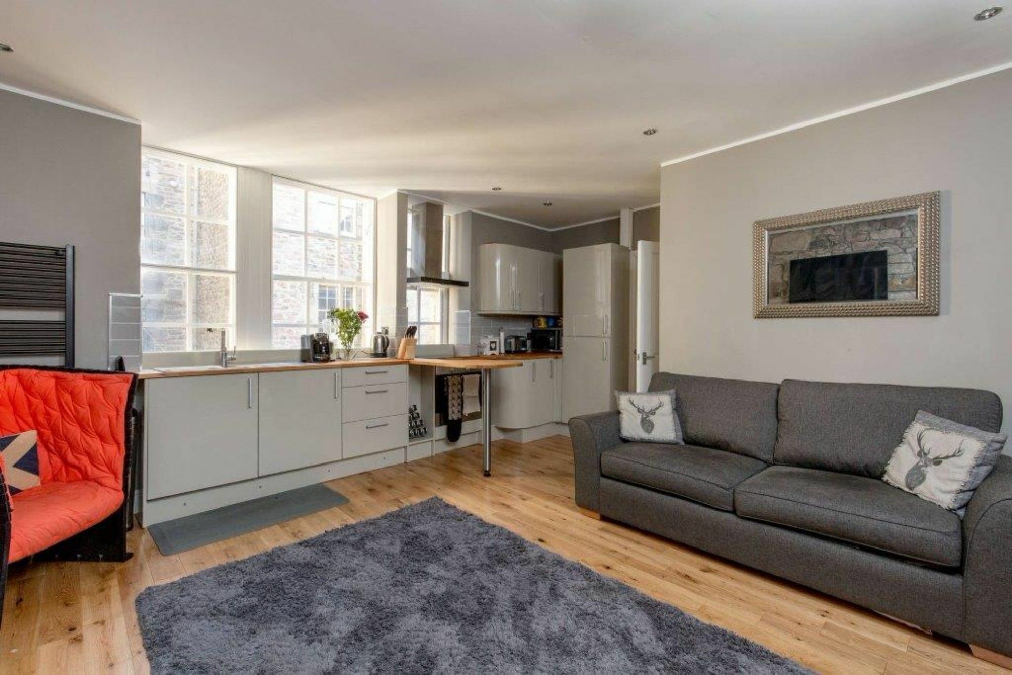 Apartment Beautiful Newly Decorated Flat On The Royal Mile! *