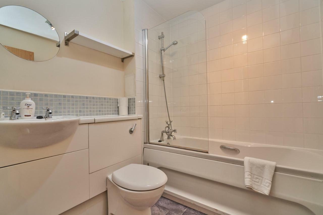Apartment Castle - Annandale *