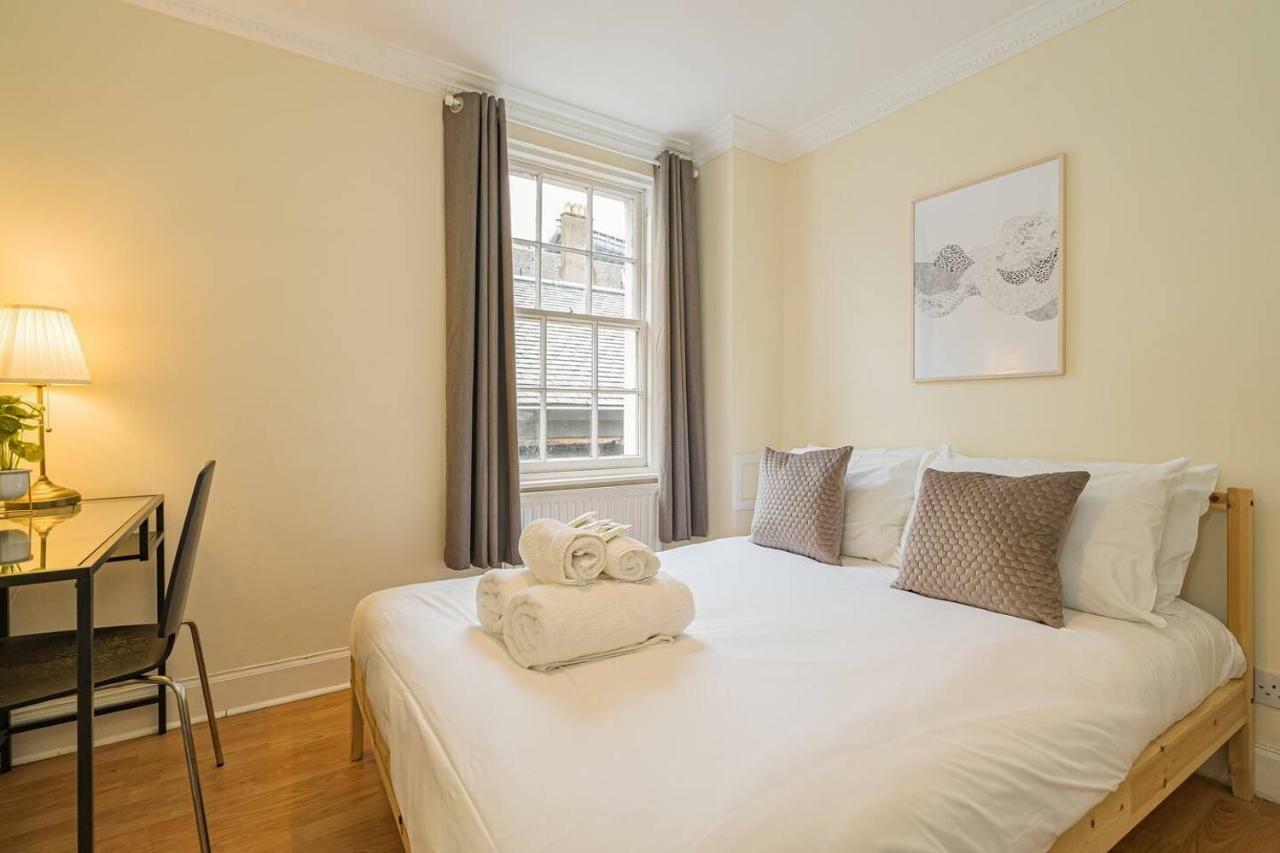 2br Grassmarket With Castle View Edinburgh
