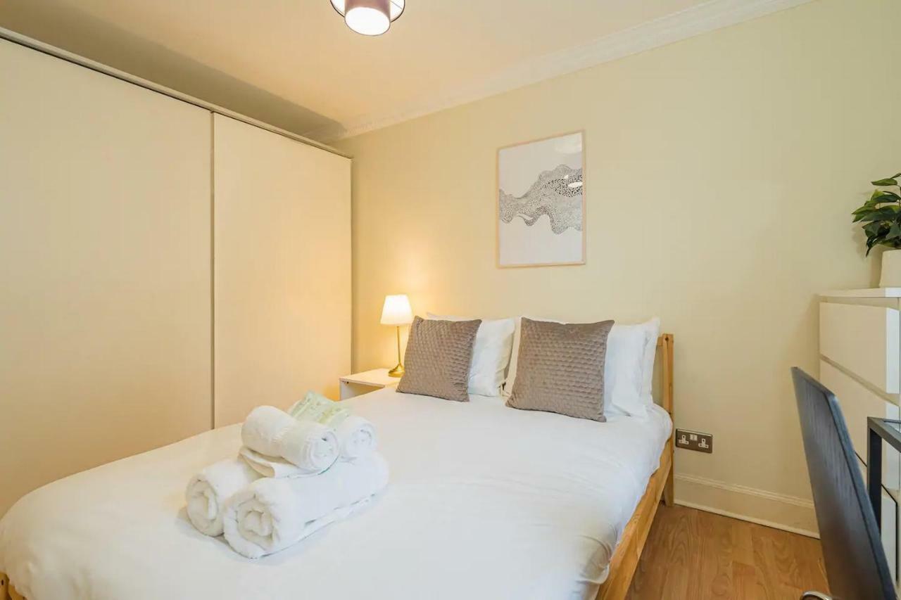 2br Grassmarket With Castle View Edinburgh