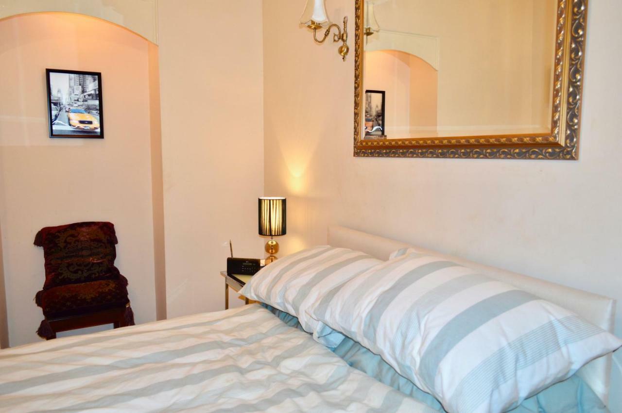 Homely Comfortable 2 Bed In Historic Rose Street * EDI