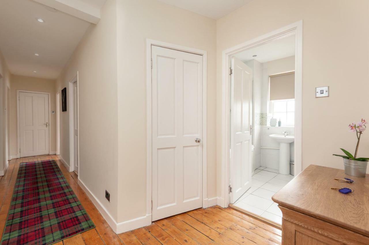 Apartment Royal Mile 2 Bedroom Next To The Castle