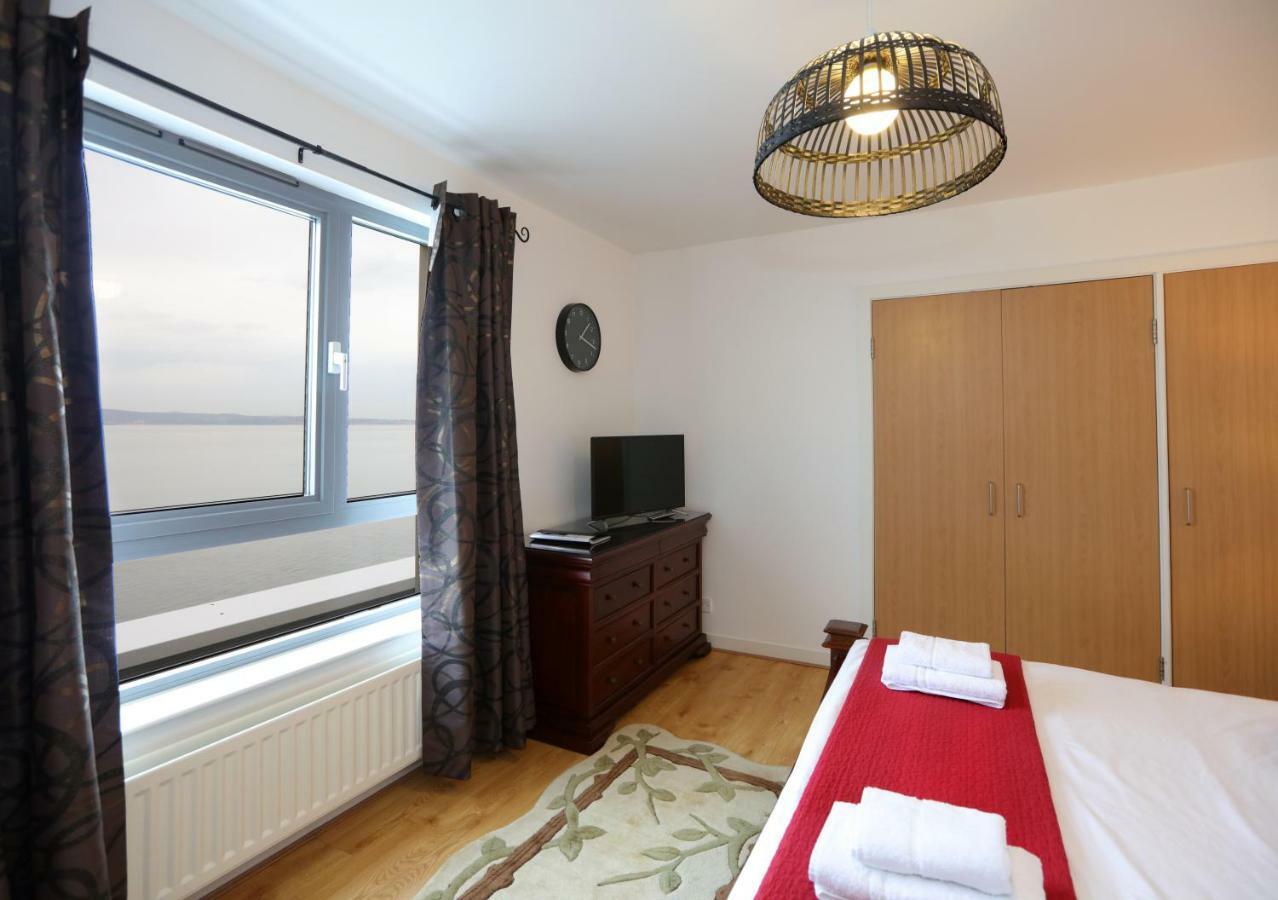 Penthouse Western Harbour Apartment EDI