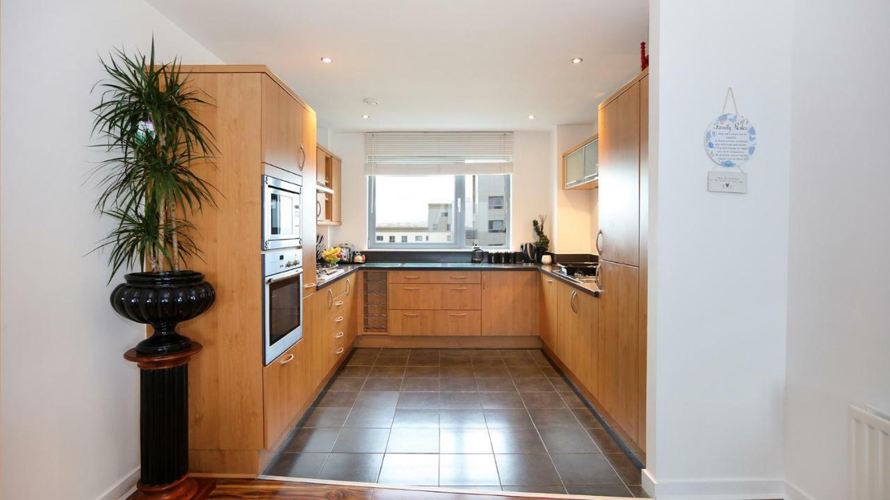 Penthouse Western Harbour * Edinburgh