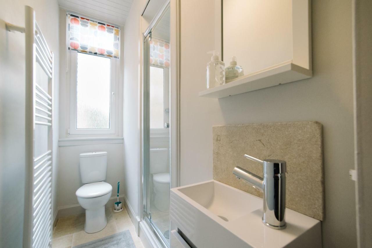 Beautiful Centre - Holyrood Park Apartment Edinburgh