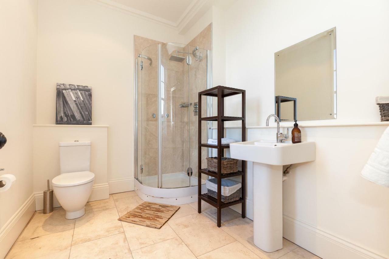North Castle Street Luxury 3 Bedroom/3 Bathroom Edinburgh