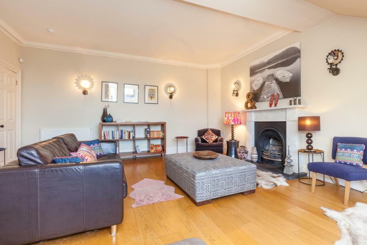 North Castle Street Luxury 3 Bedroom/3 Bathroom * Edinburgh