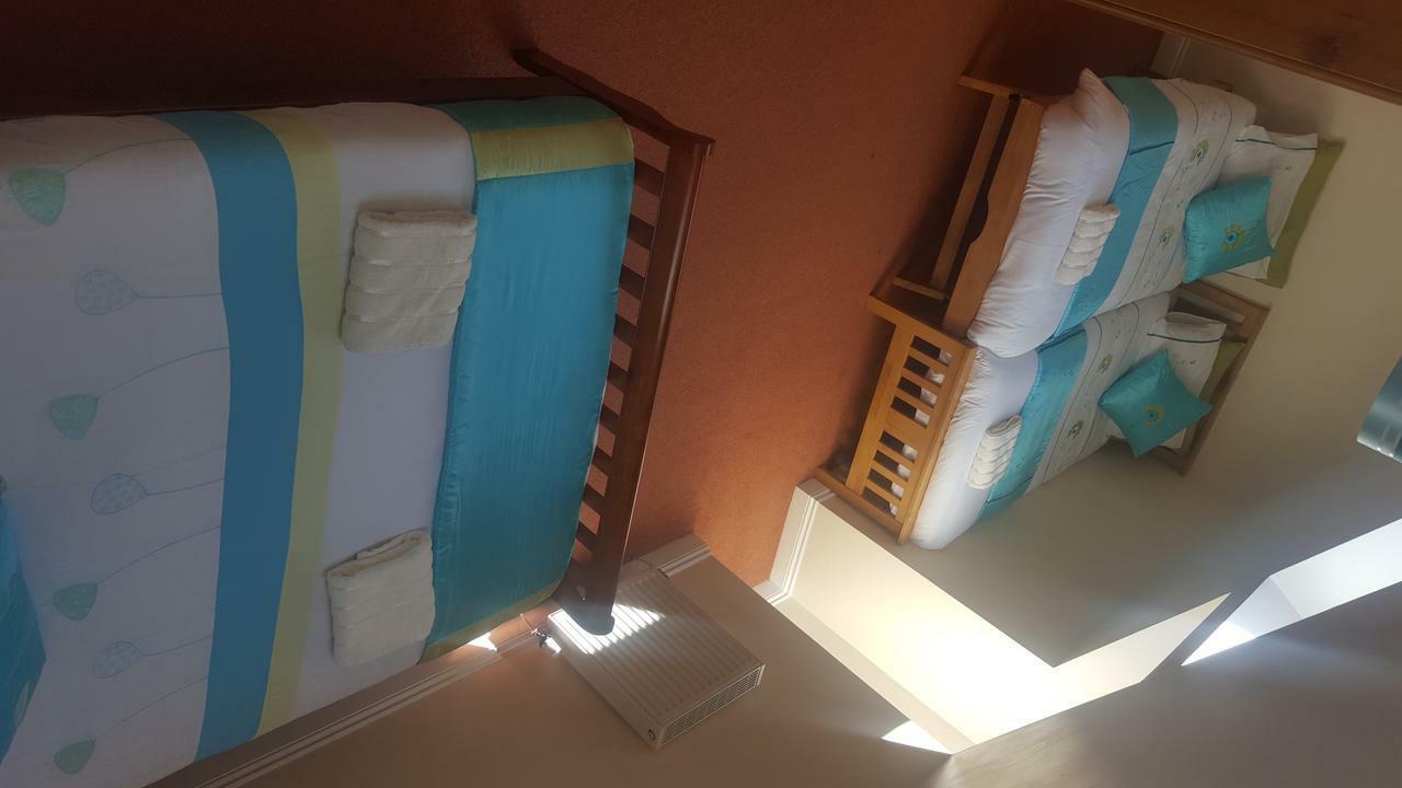 Apartment Penthouse Apartment Sleeps 11 *