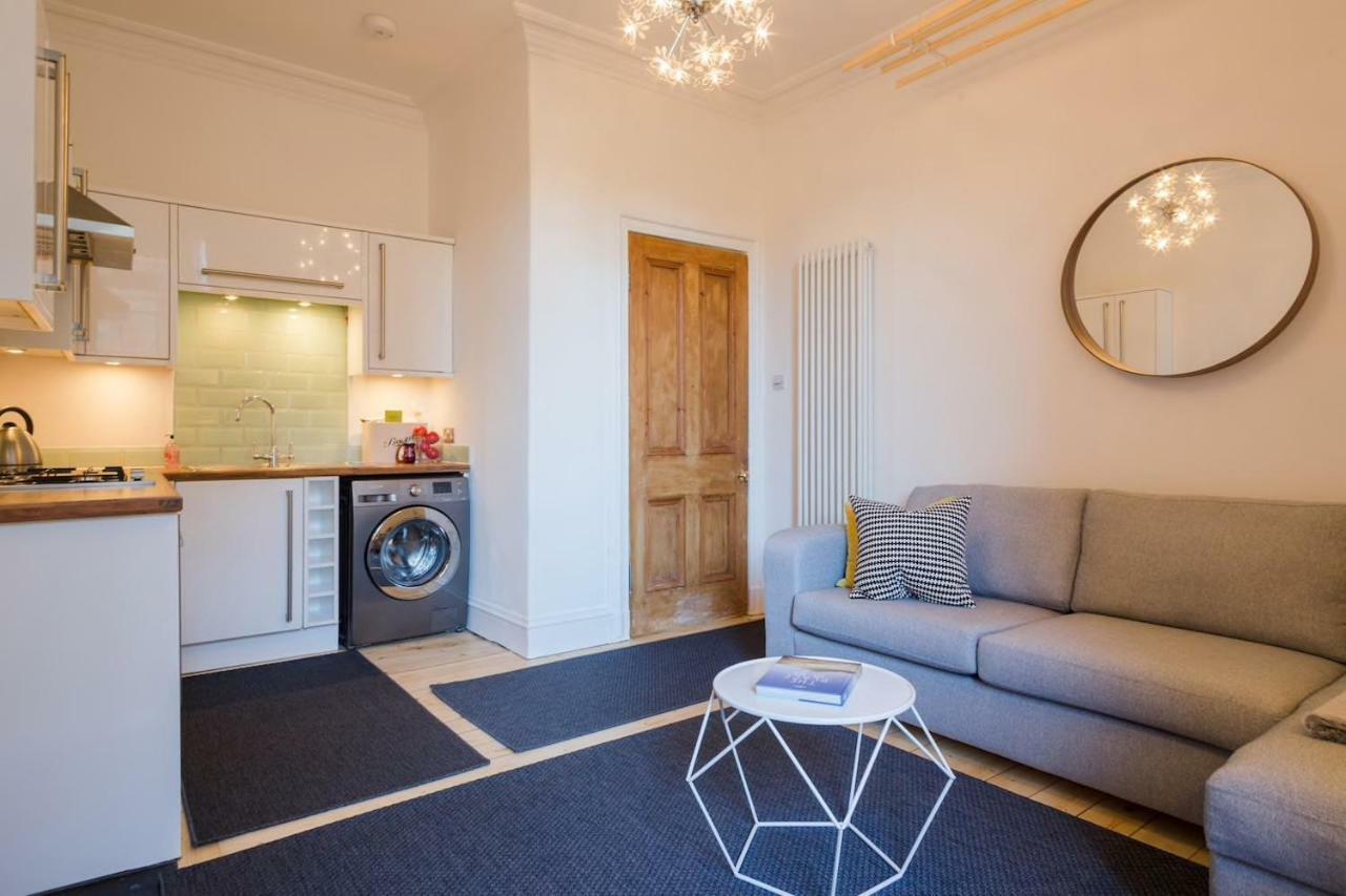 Apartment Historic 1890s Turned Relaxing Retreat Edinburgh