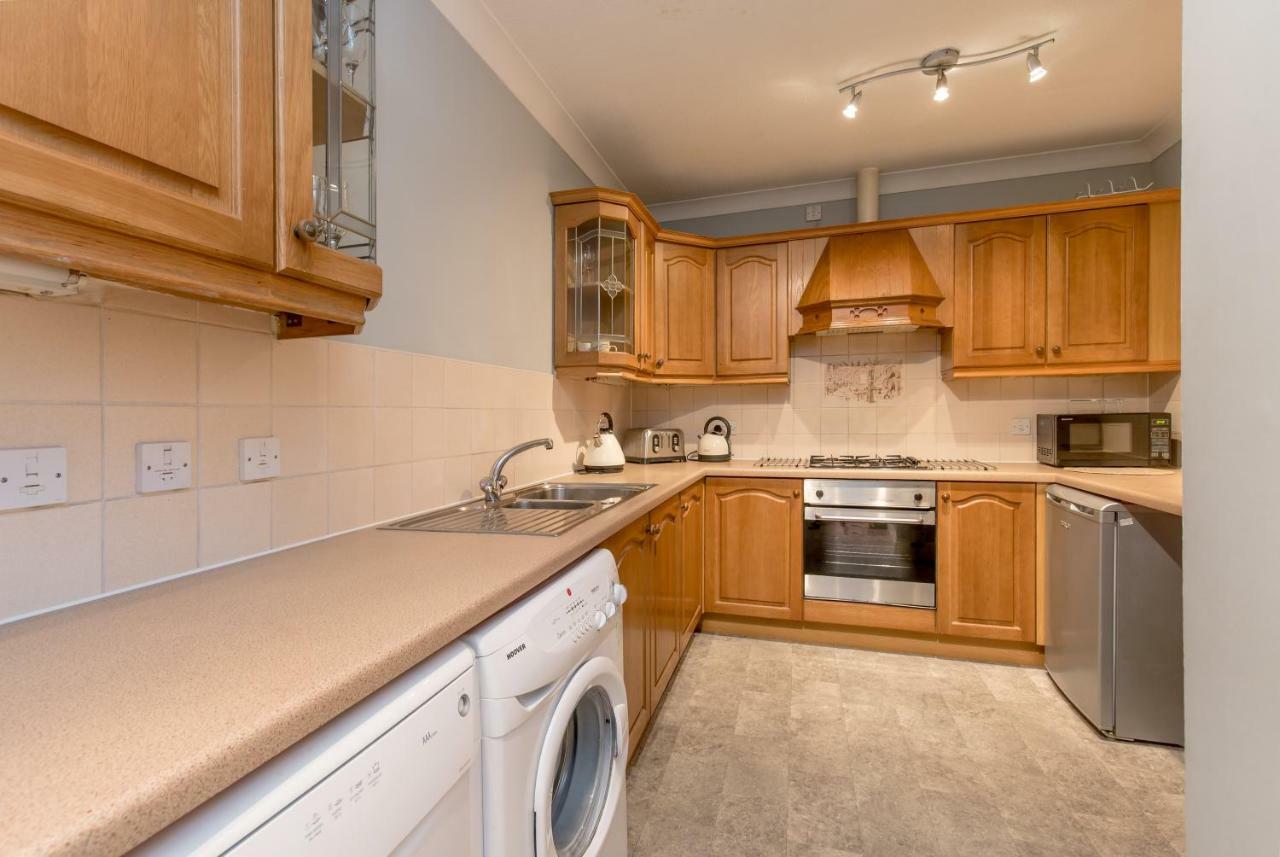 Rose Street Apartment *