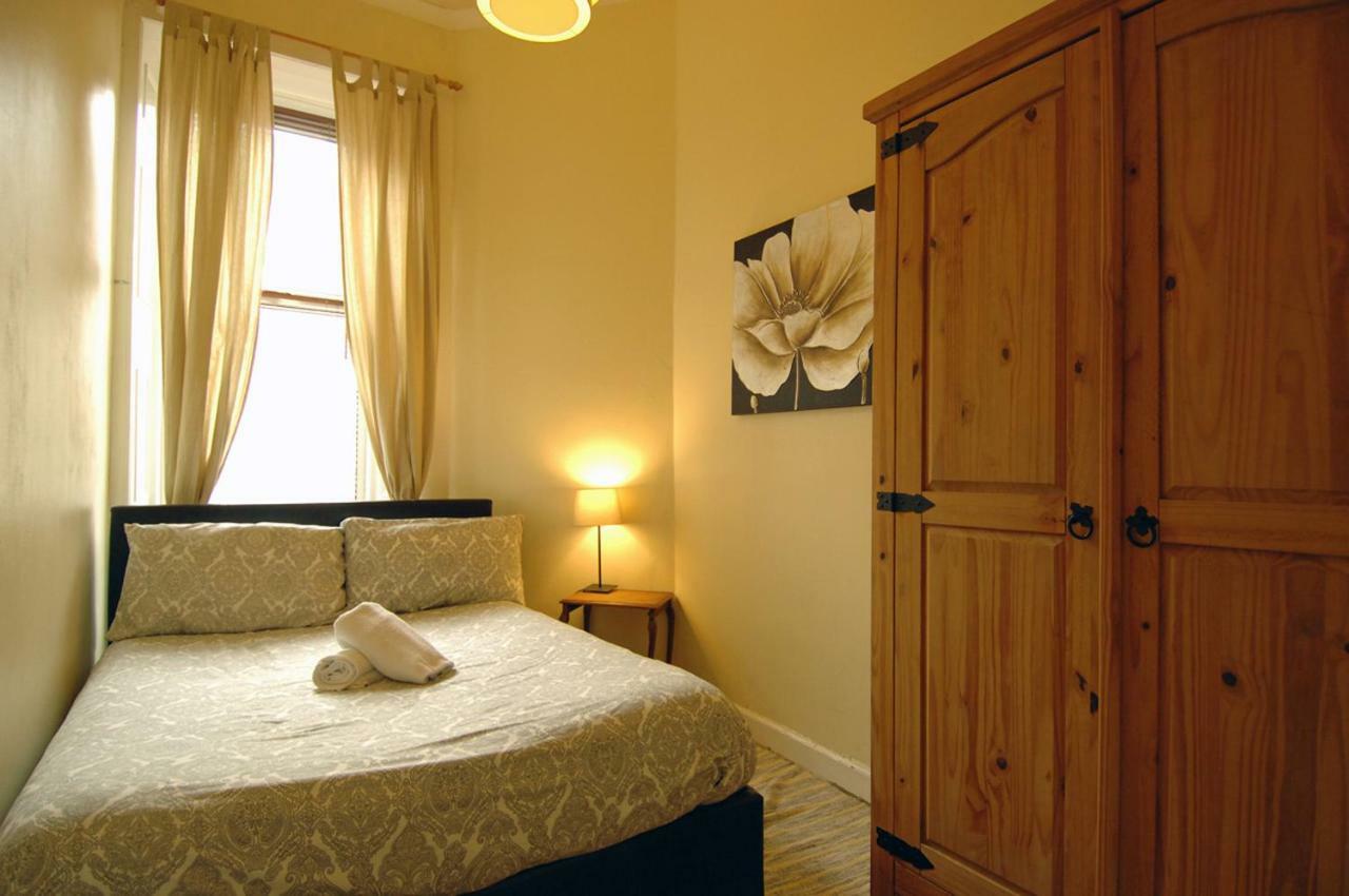 Apartment Pitt Street Beautiful Spacious Free Parking And Free Sanitizer EDI