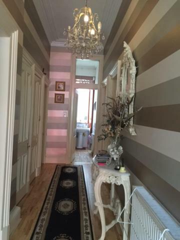 Marchhall