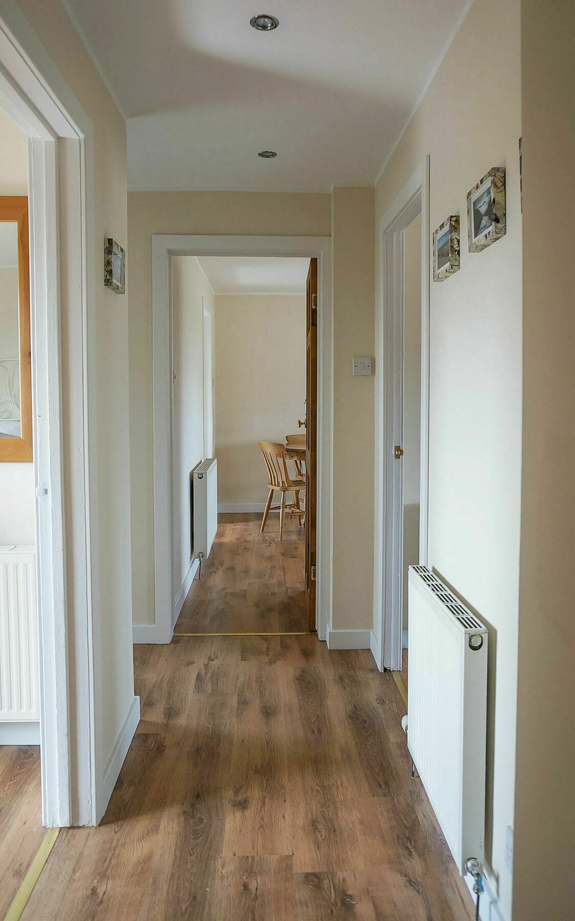 Newly Refurbished Flat Free Parking Wifi Apartment *