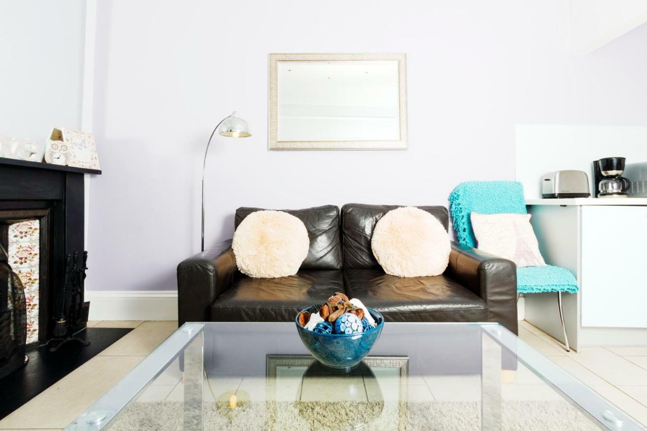 Near Centre Luxury Apartment *