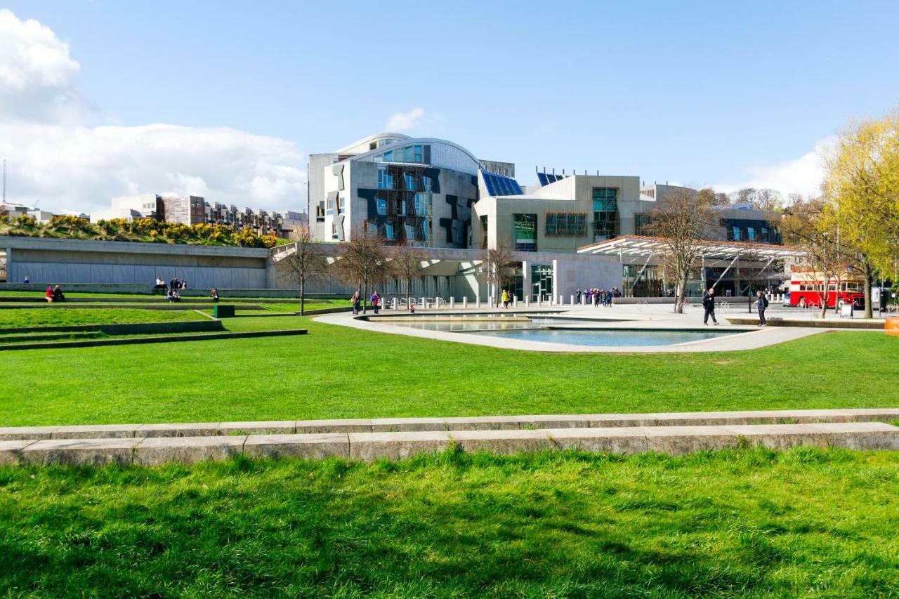 Near Centre Luxury Apartment Edinburgh