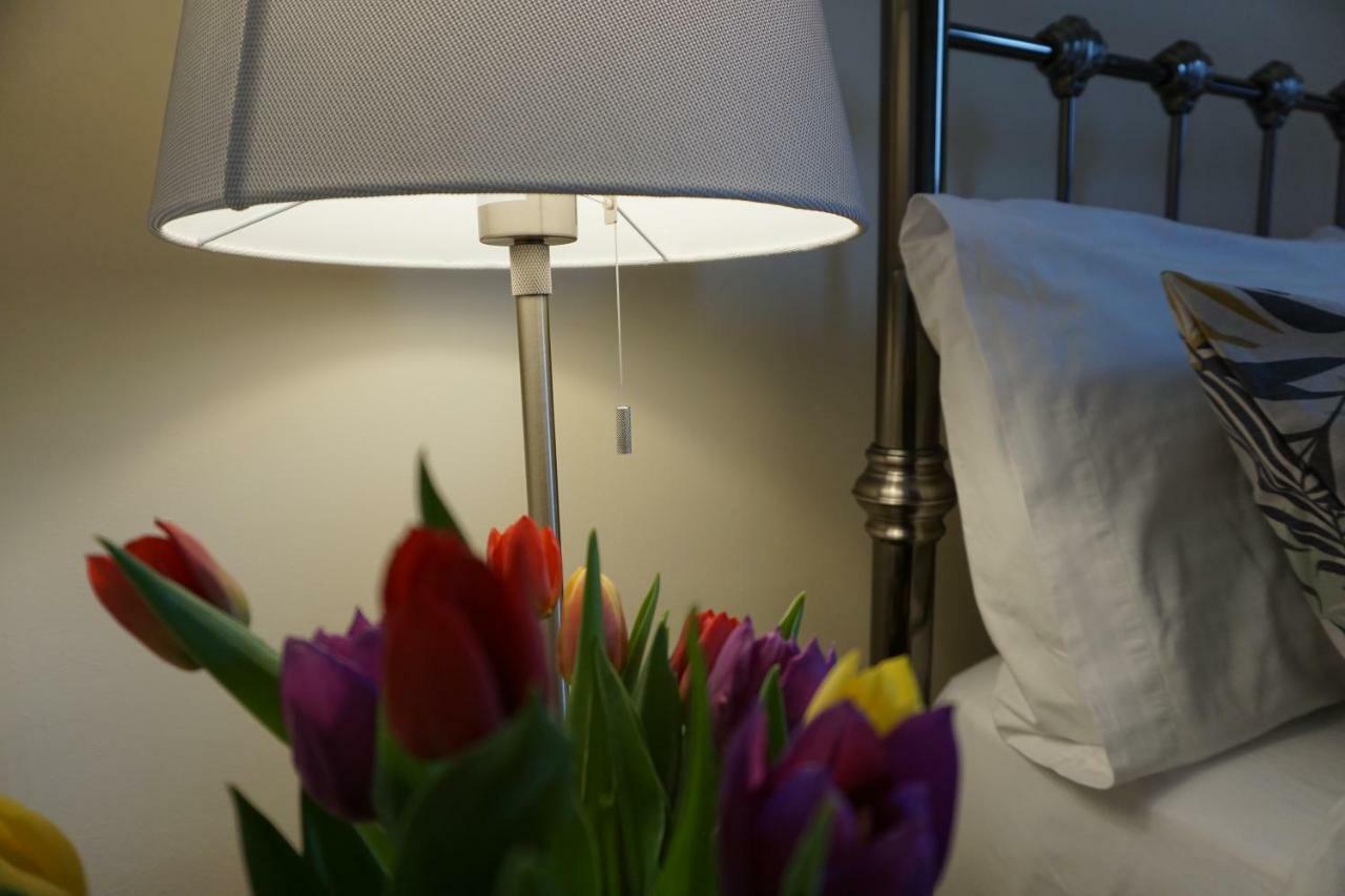 Apartment Comfortable Central West End Edinburgh