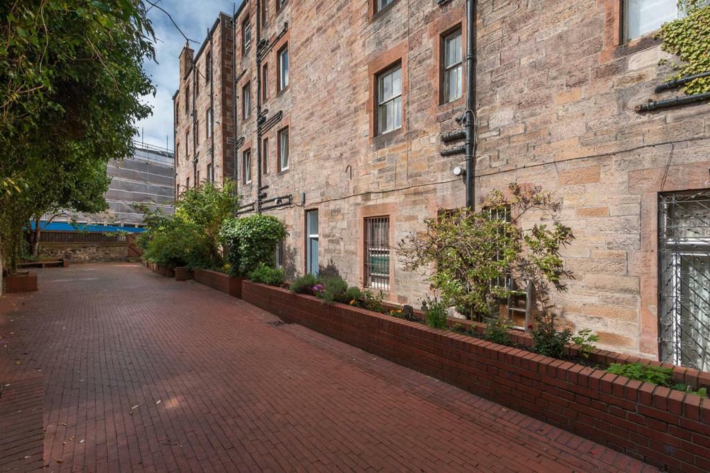 Apartment Comfortable Central West End Edinburgh