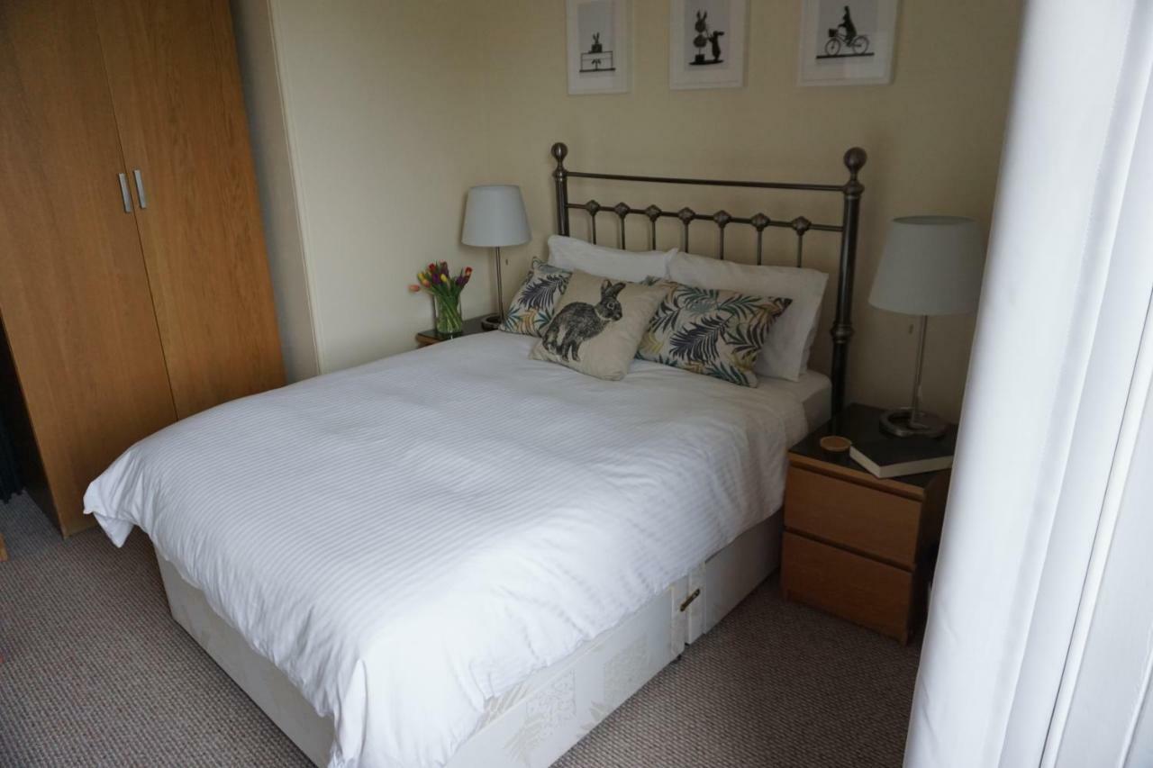 Comfortable Central West End Apartment *