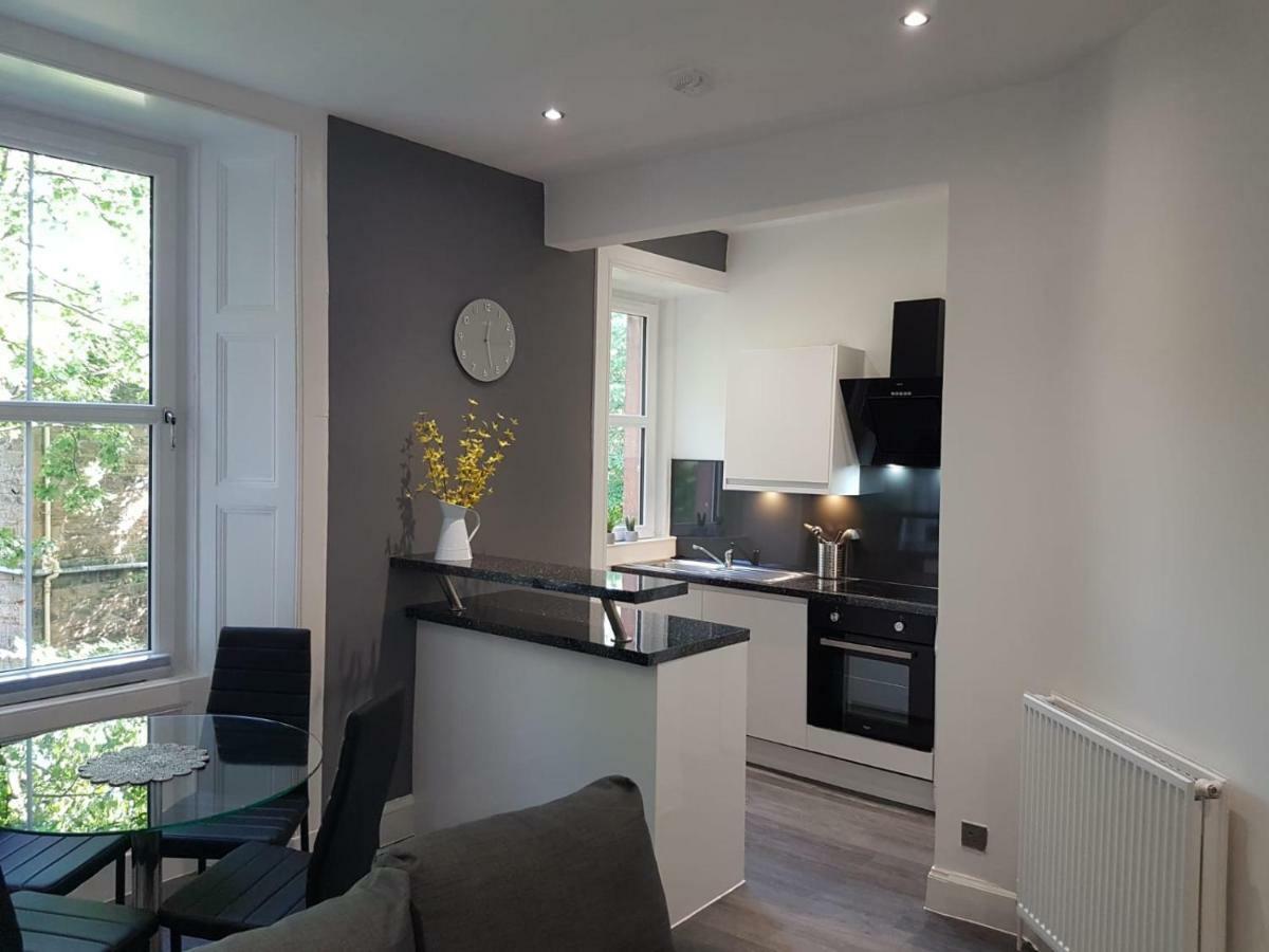Apartment East Mayfield *