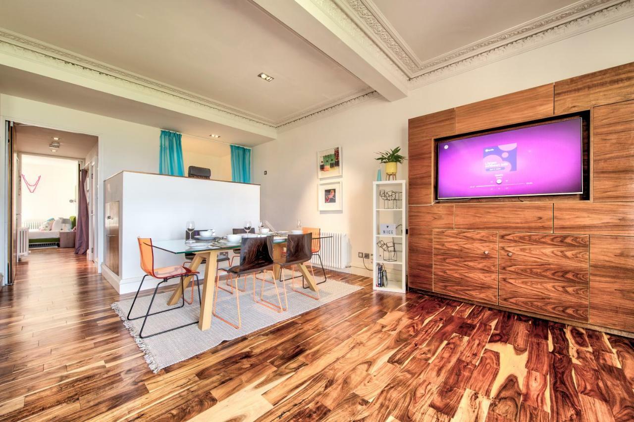 Modern Flat With Fantastic Views *