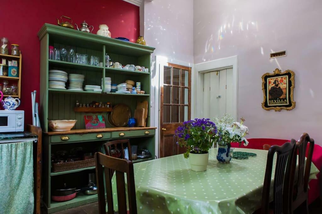 With Parking, Original Art And Antiques EDI