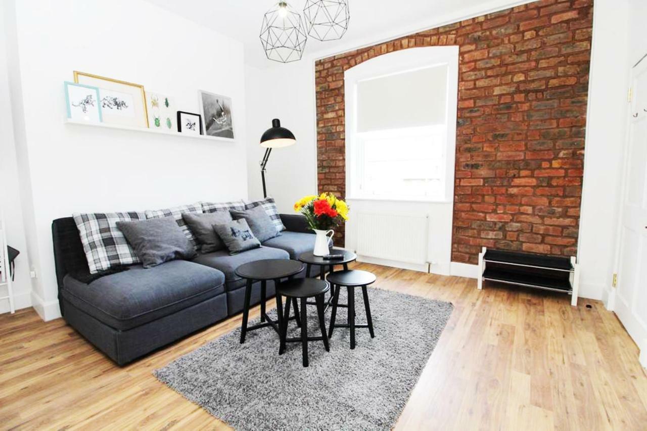Stylish Flat In 1860's Listed Building