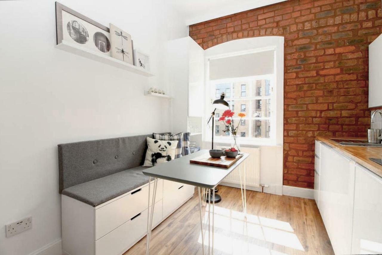 Apartment Stylish Flat In 1860's Listed Building Edinburgh
