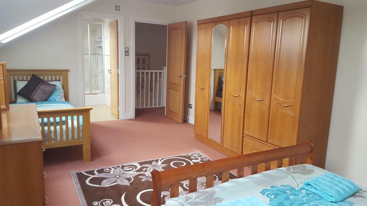 Apartment Penthouse Apartment Sleeps 11 *