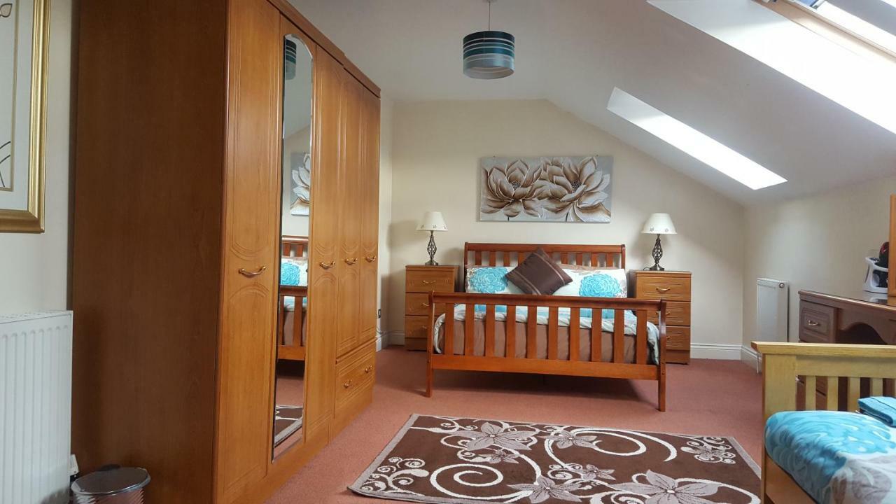 Apartment Penthouse Apartment Sleeps 11 EDI
