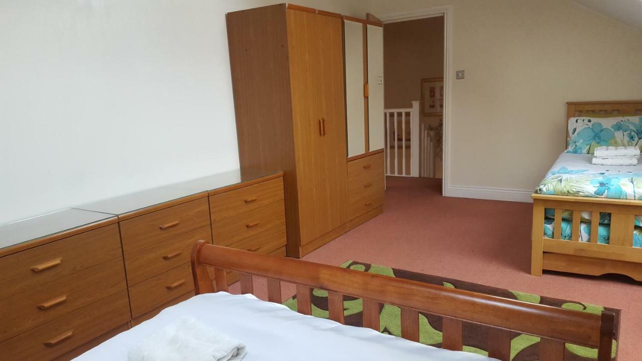 Penthouse Apartment Sleeps 11 * EDI