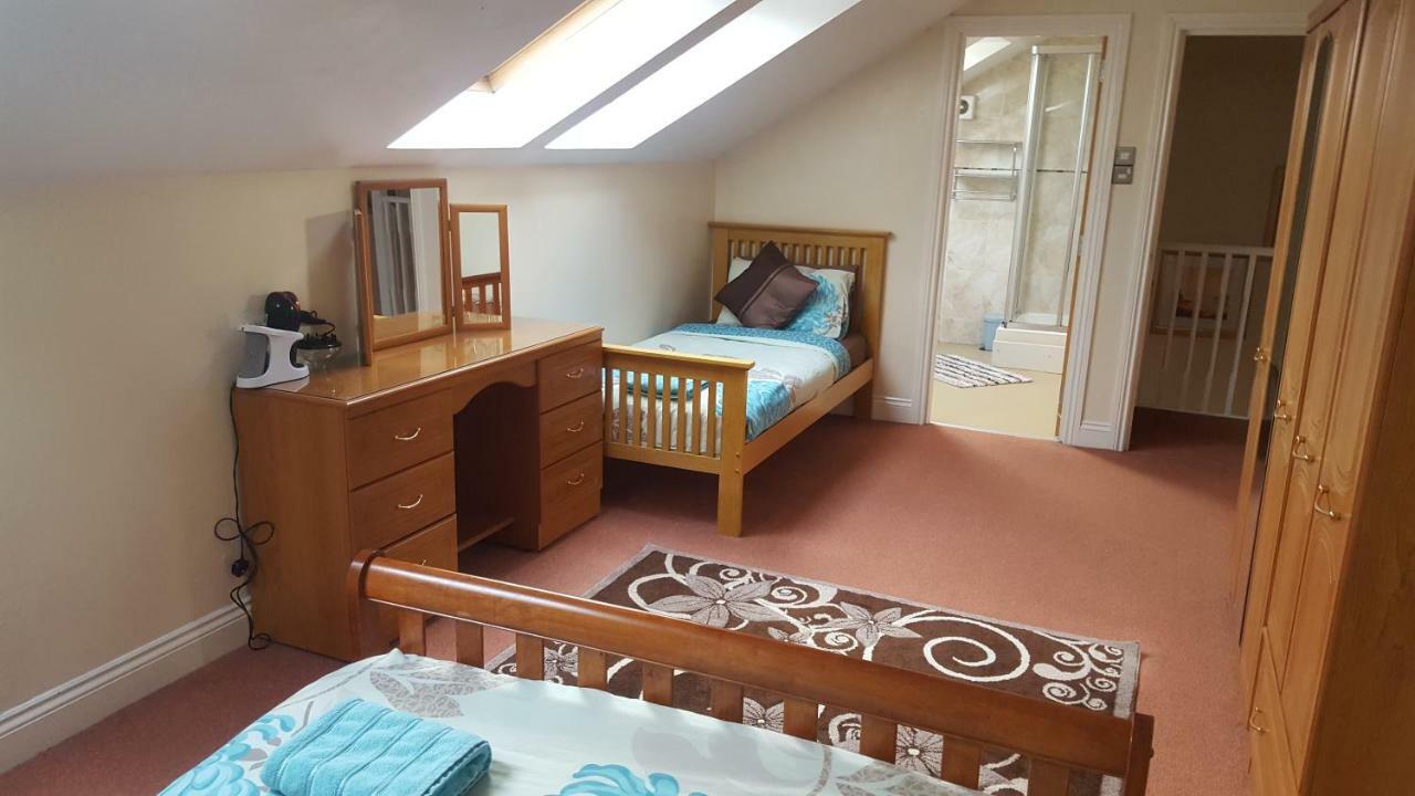 Apartment Penthouse Apartment Sleeps 11 EDI