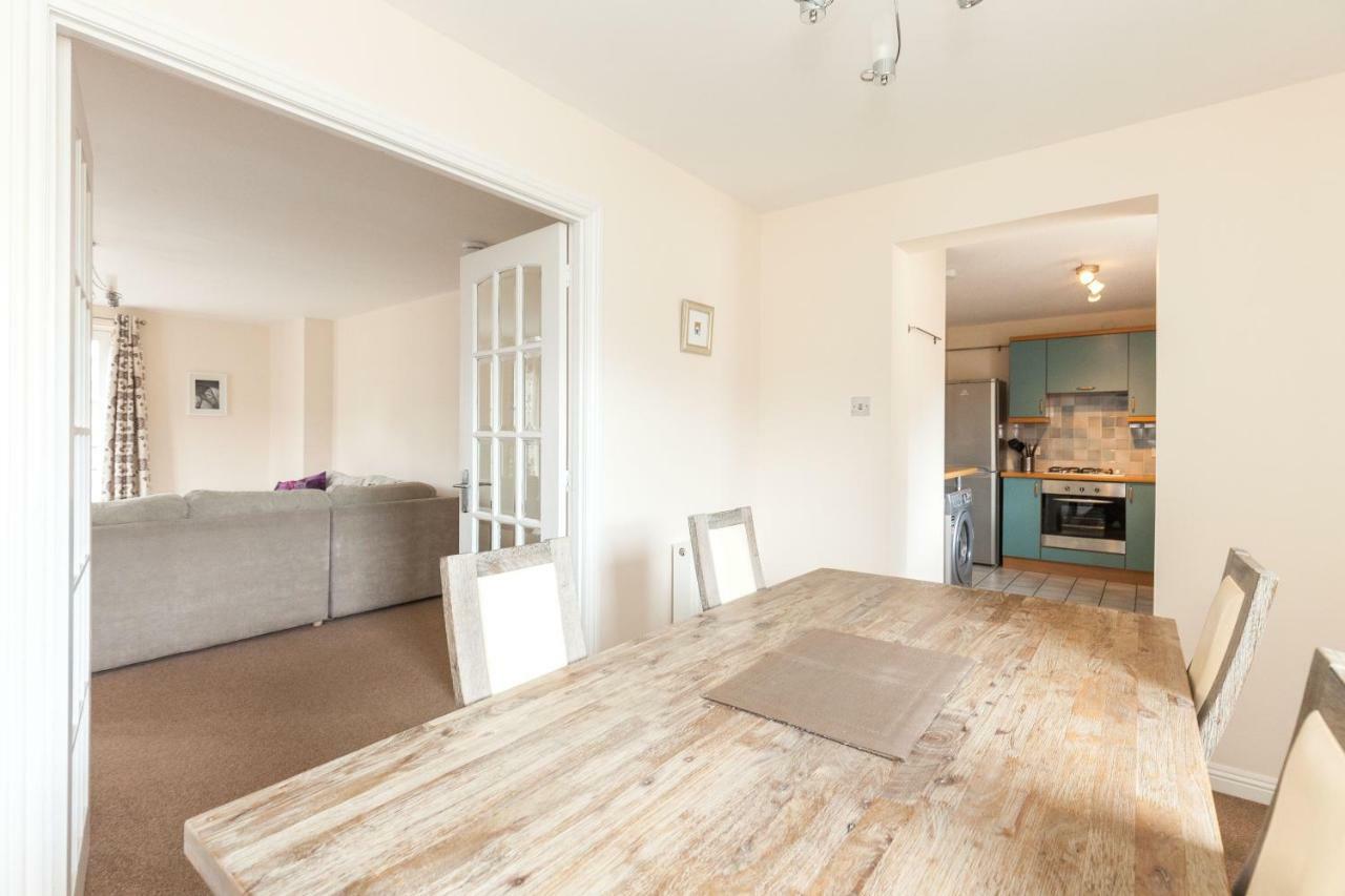 Centre Apartment *