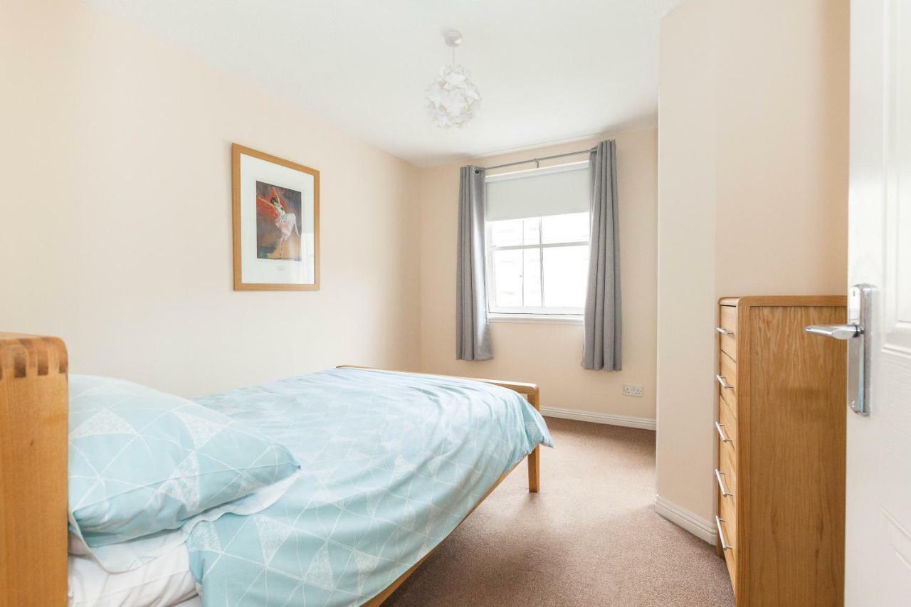 Apartment Centre