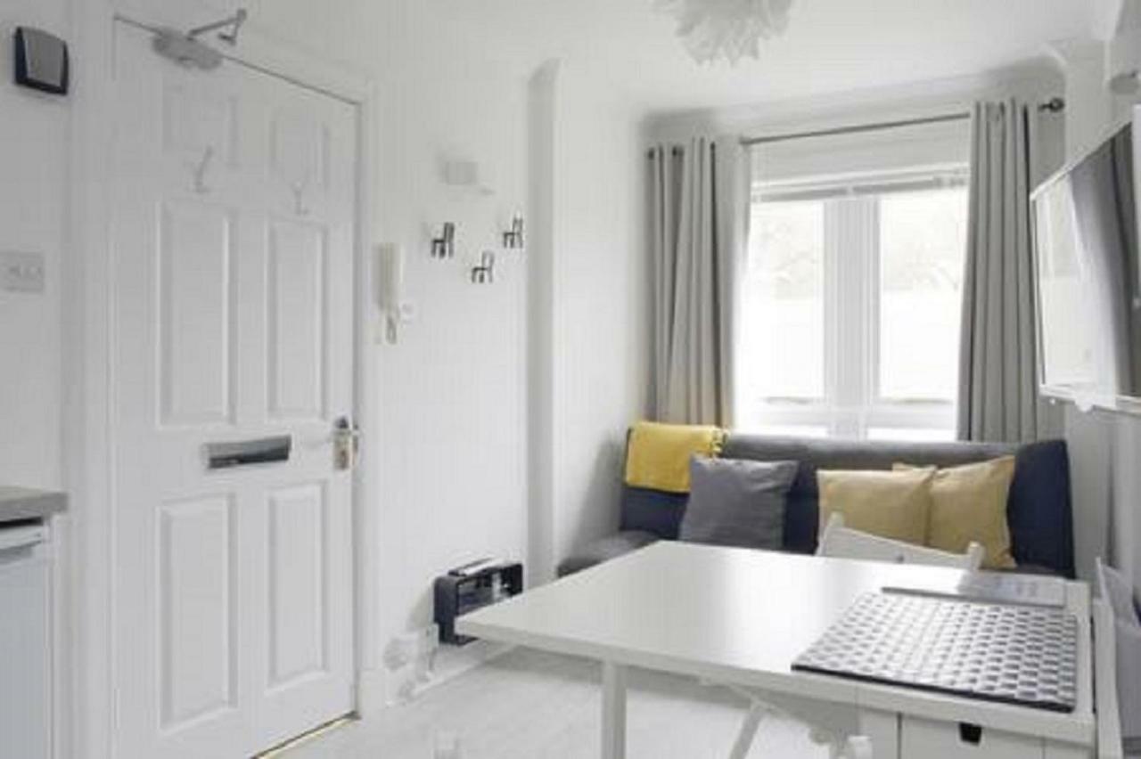 Apartment Park View Studio Walking Distance To Royal Mile *