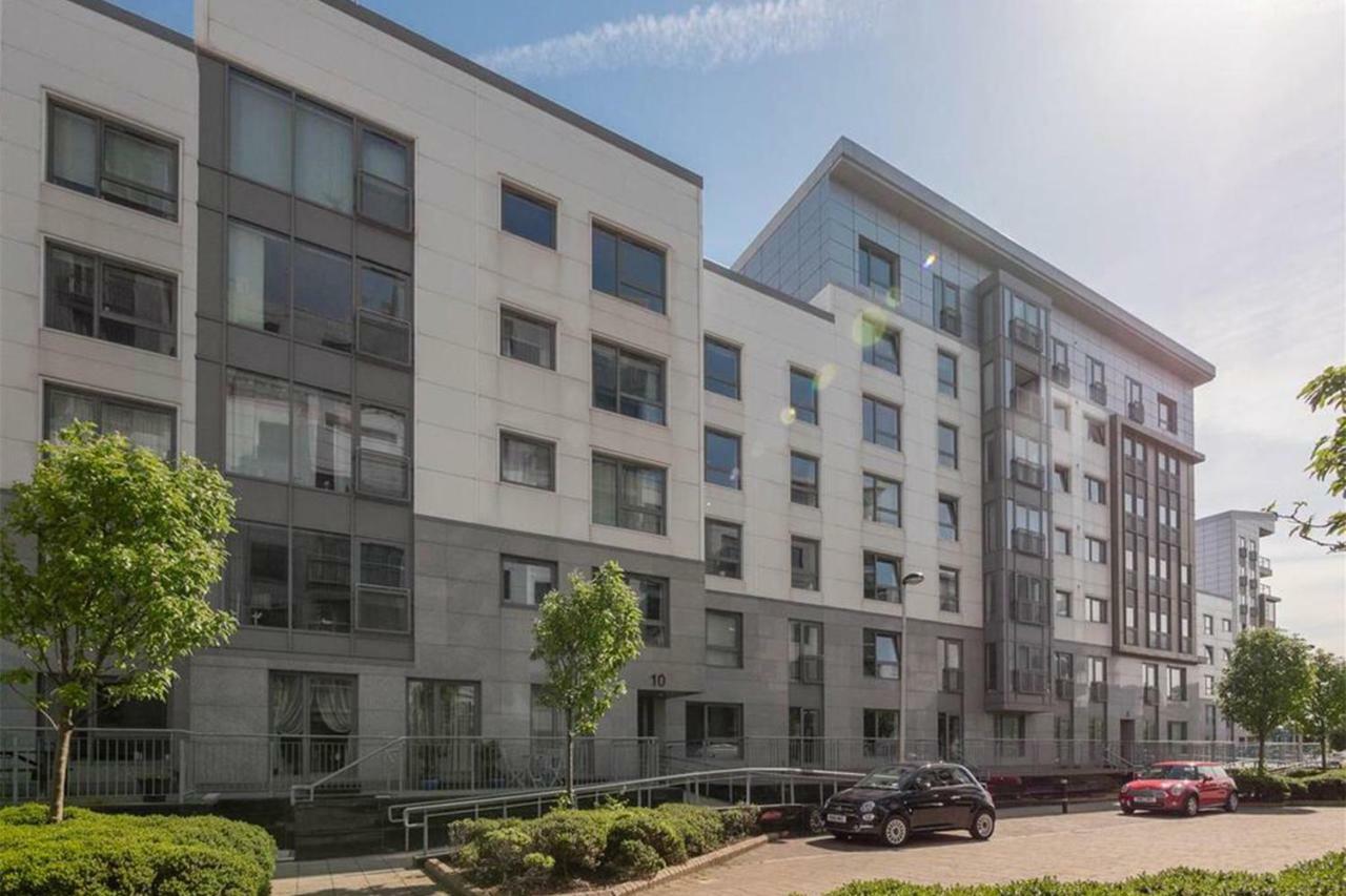 Modern Two Bedroom Apartment Edinburgh