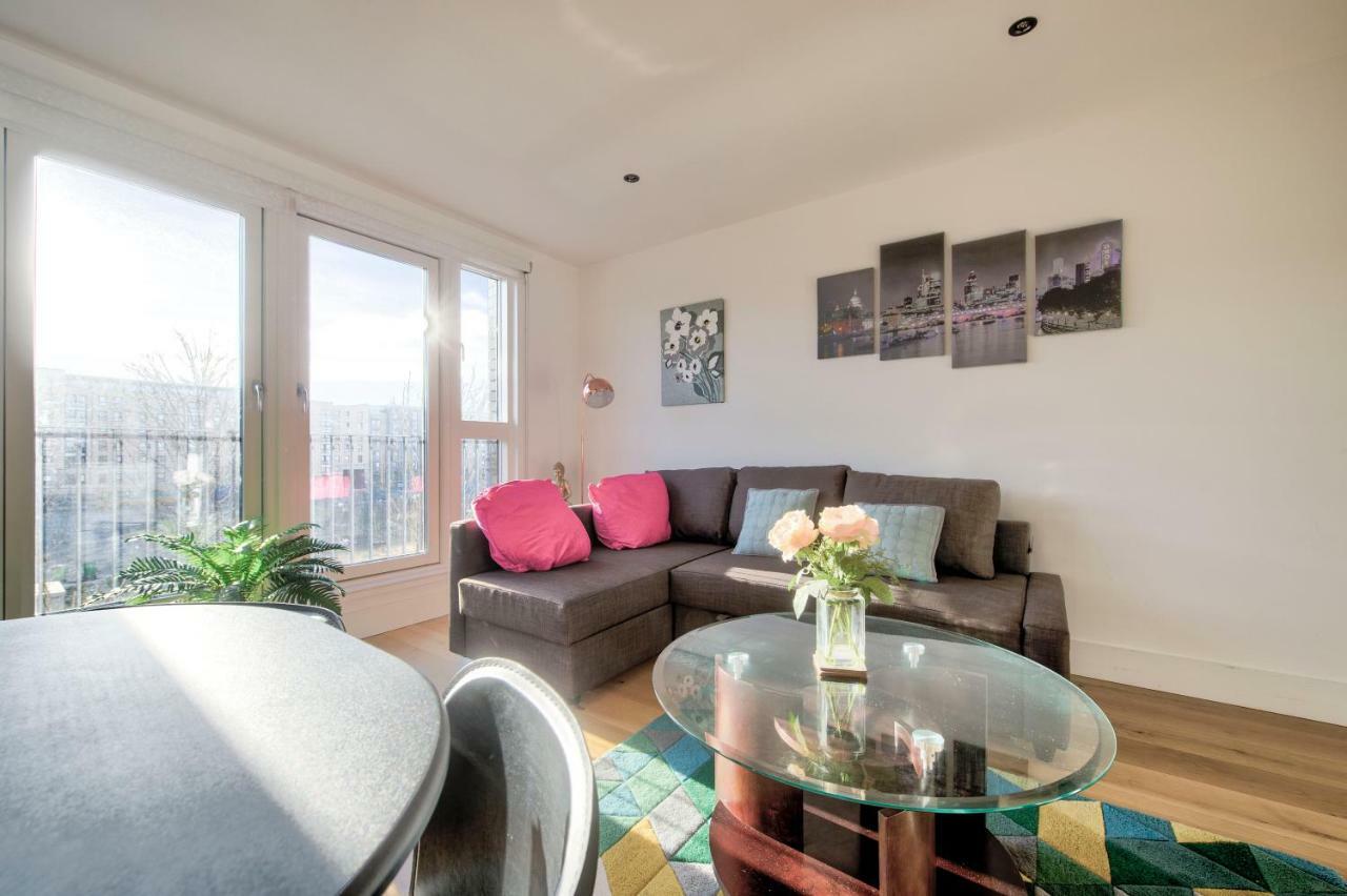 Fountain Bridge Apartment
