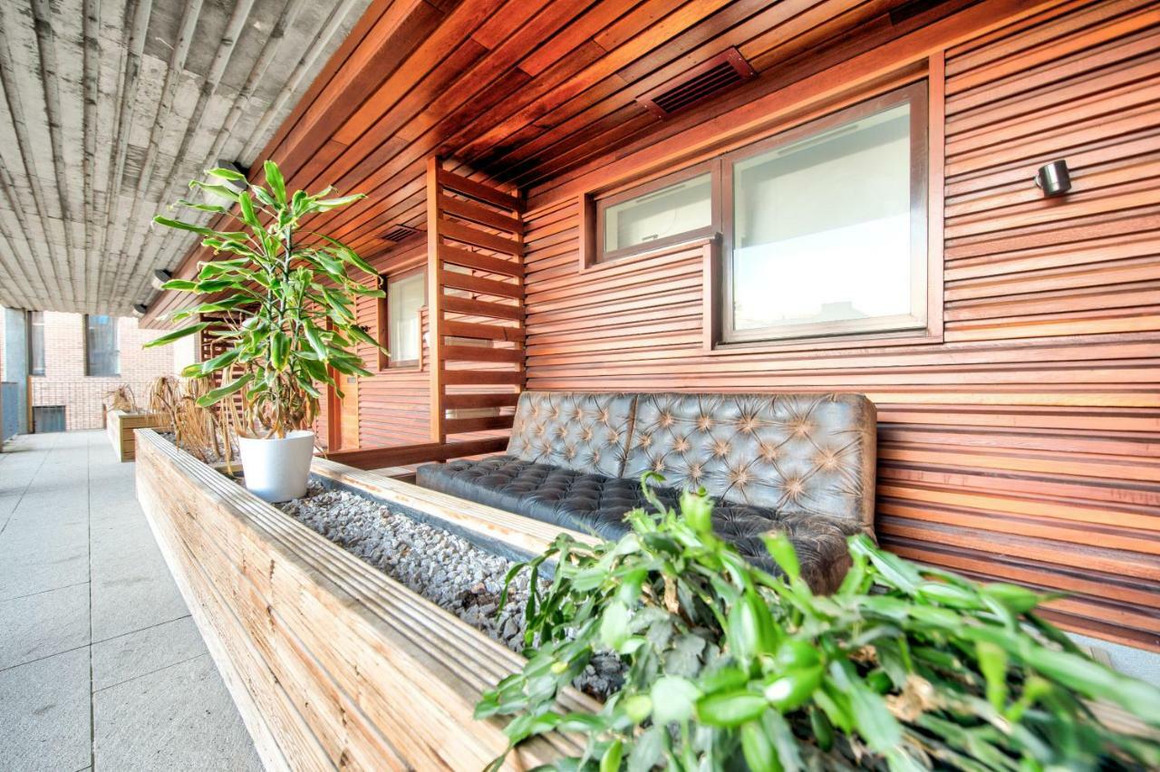Fountain Bridge Apartment