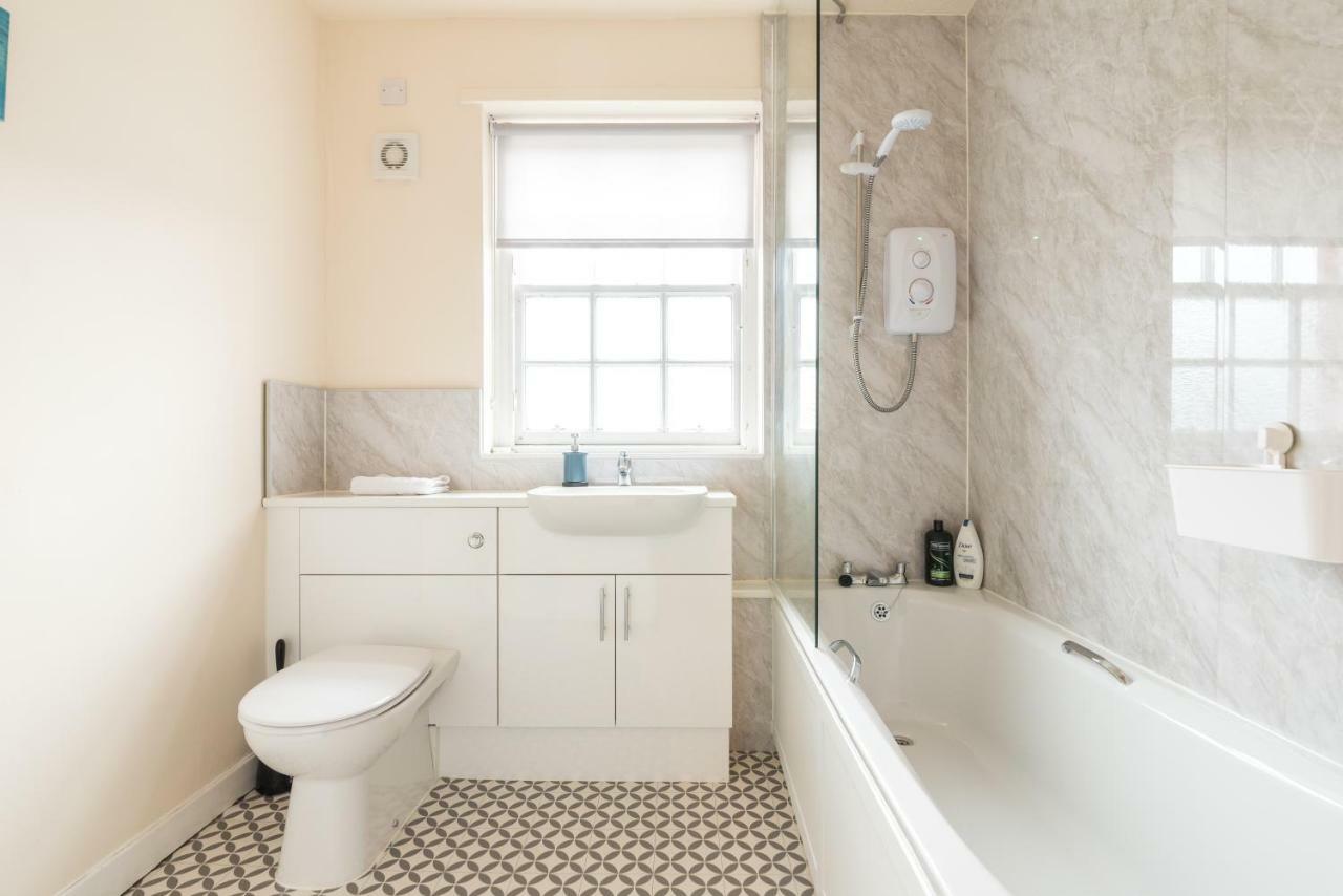 Apartment Sunny & Spacious Royal Mile Dating From 1677 Edinburgh