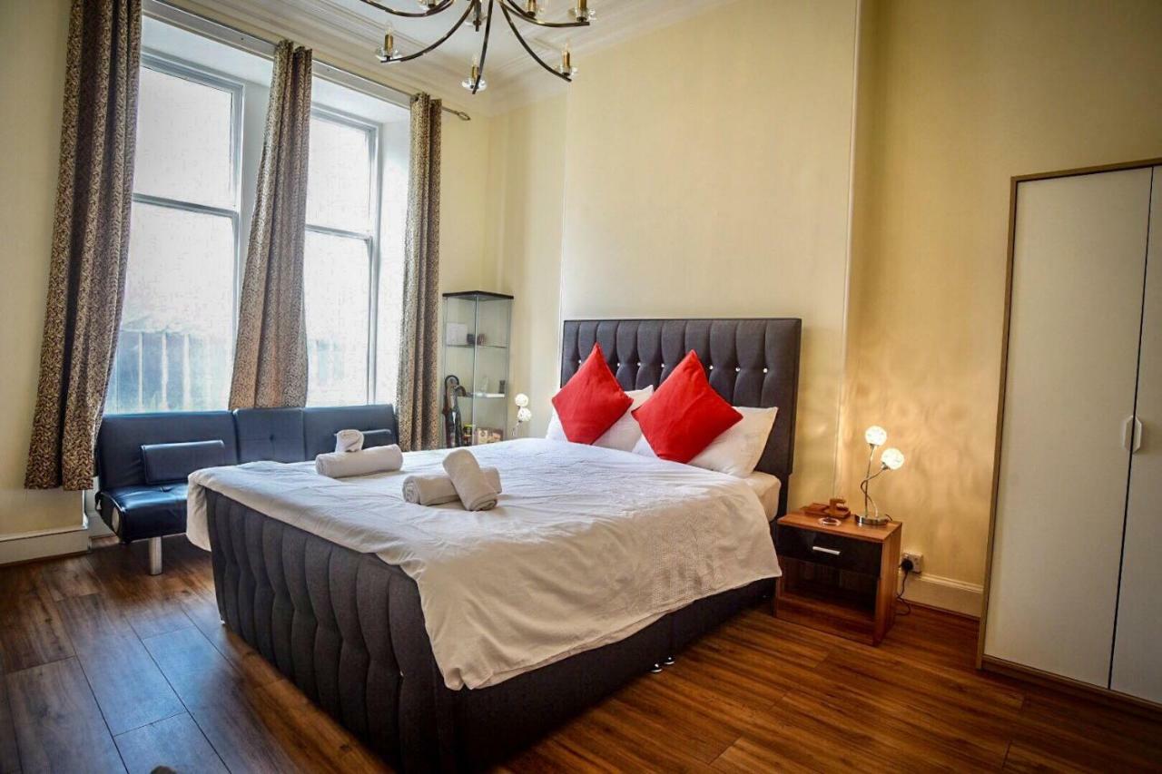 Ground Floor Centre Flat Close To Princess Street Apartment EDI