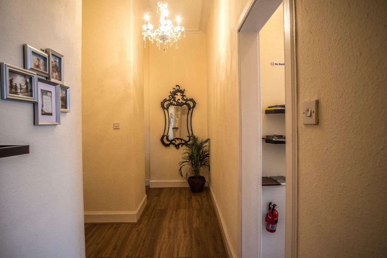 Apartment Ground Floor Centre Flat Close To Princess Street *