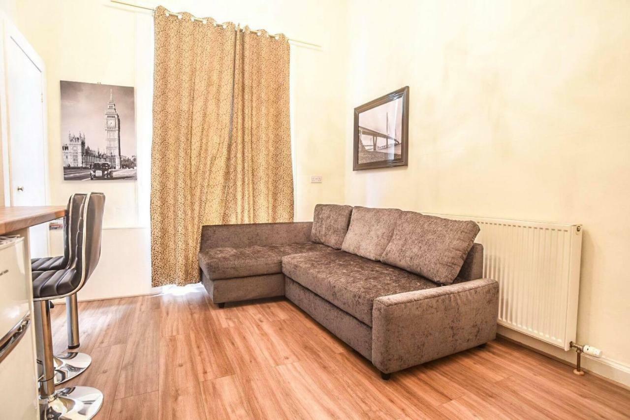 Apartment Ground Floor Centre Flat Close To Princess Street